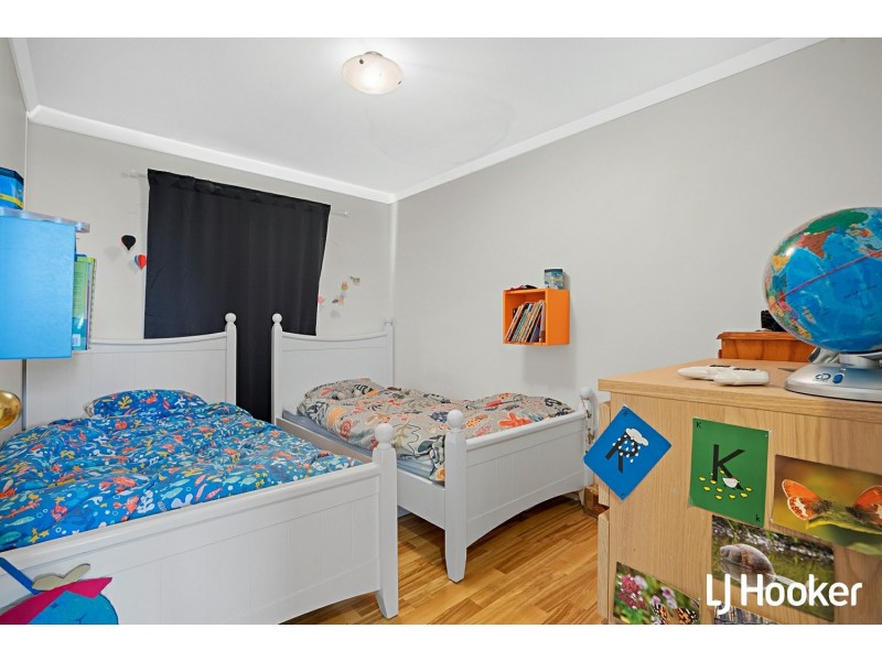 14 Bondini Way, Bibra Lake WA 6163