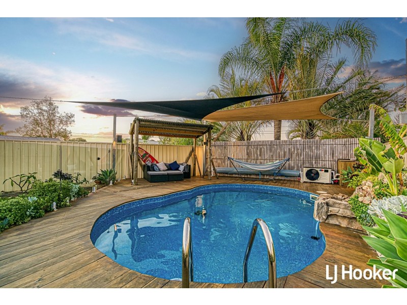 10A Jabiru Close, Huntingdale WA 6110