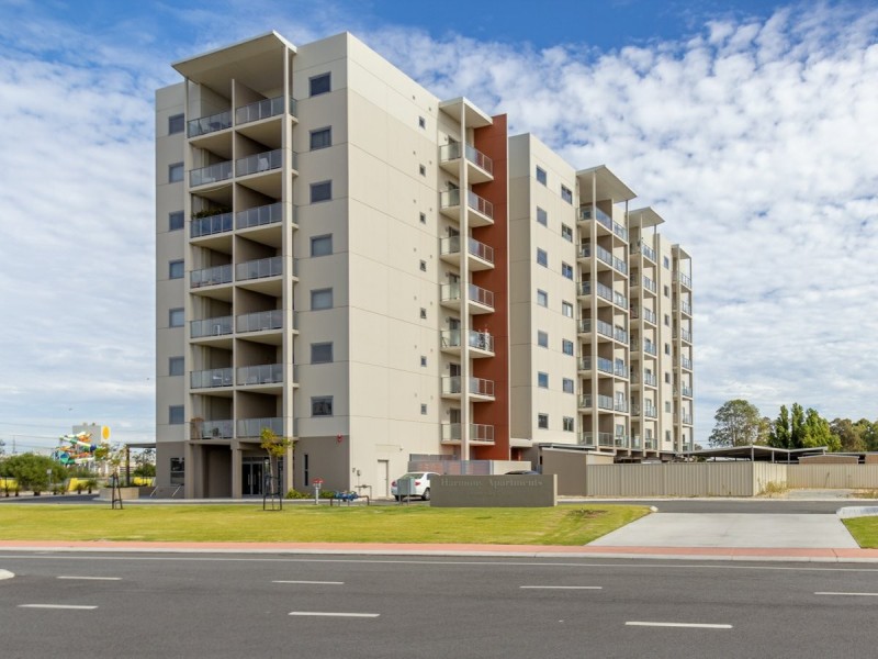 19/1 Kentucky Crescent, Cockburn Central WA 6164