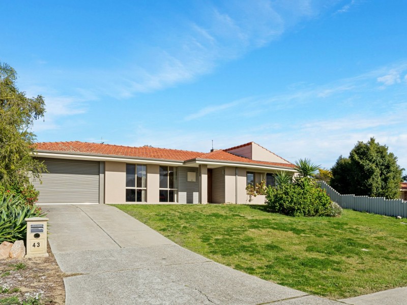 43 Whitlock Crescent, South Lake WA 6164