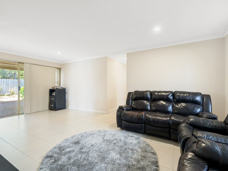 43 Whitlock Crescent, South Lake WA 6164
