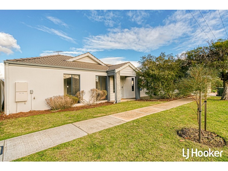 8/31 Prince Street, Queens Park WA 6107
