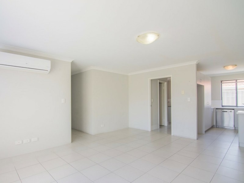 8/31 Prince Street, Queens Park WA 6107