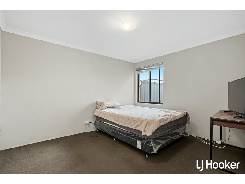 8/31 Prince Street, Queens Park WA 6107