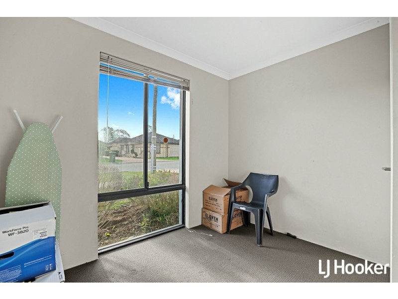 8/31 Prince Street, Queens Park WA 6107