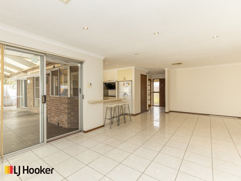 1 Nerida Way, Parkwood WA 6147