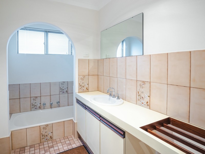 41B Hamilton Road, Hamilton Hill WA 6163