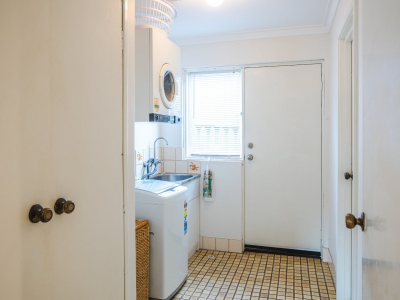 41B Hamilton Road, Hamilton Hill WA 6163