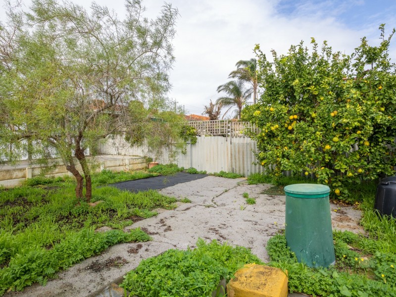 41B Hamilton Road, Hamilton Hill WA 6163