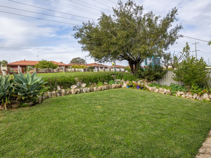 41B Hamilton Road, Hamilton Hill WA 6163