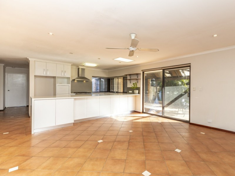 19 Silky Oak Lane, Willetton WA 6155