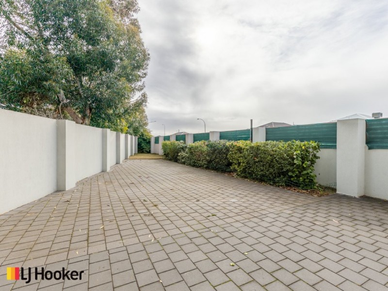 45 Brushfoot boulevard, Success WA 6164