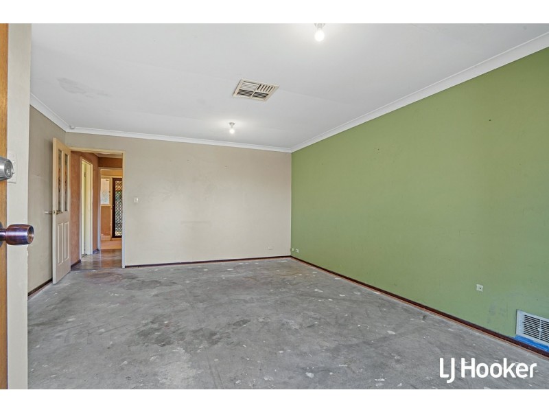 6A Longfield Road, Maddington WA 6109