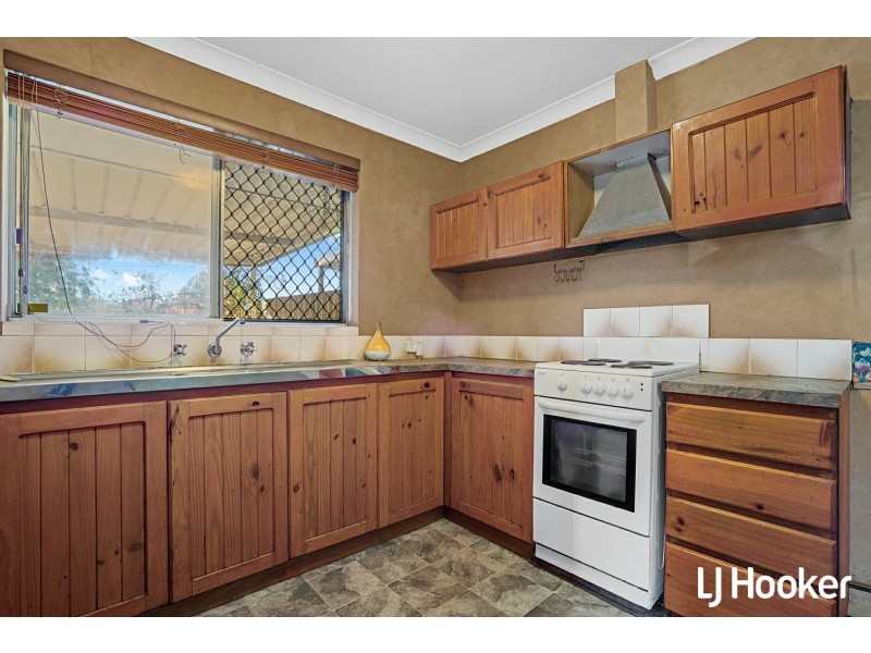 6A Longfield Road, Maddington WA 6109