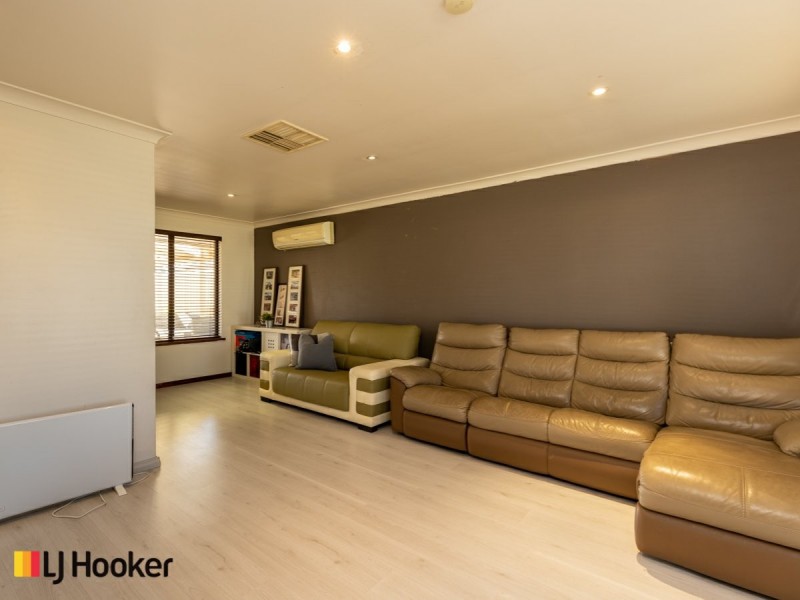 3 Hampton Court, Thornlie WA 6108