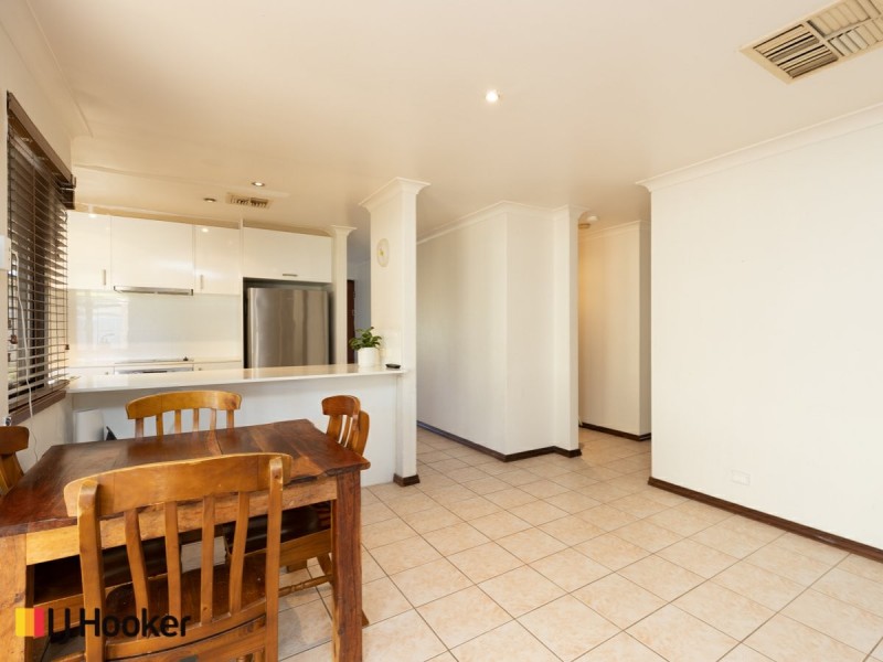 3 Hampton Court, Thornlie WA 6108