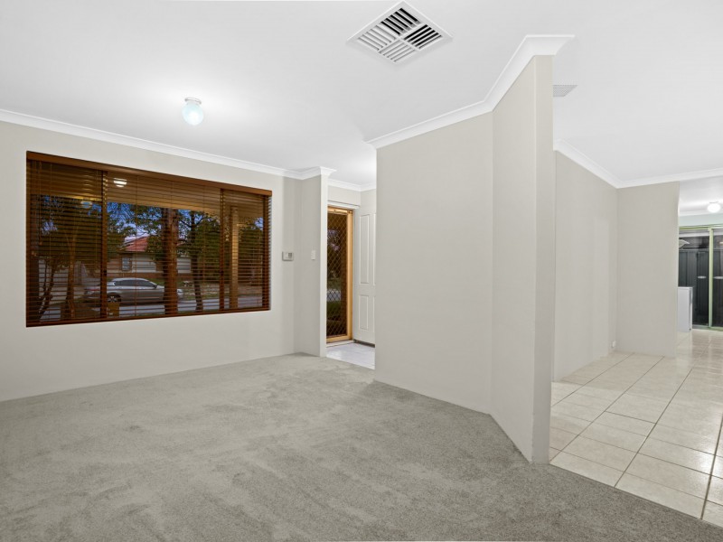 45 Seminole Gardens, Seville Grove WA 6112