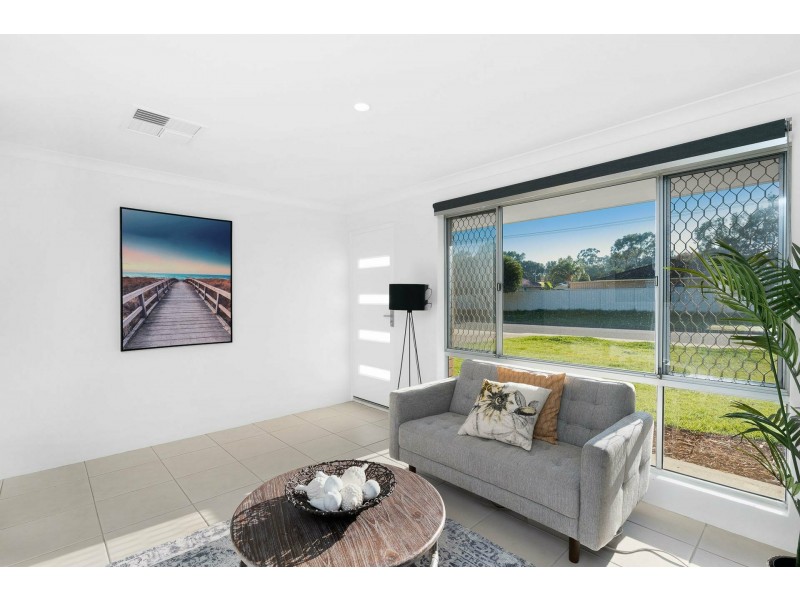 10 Grafham Road, Brookdale WA 6112