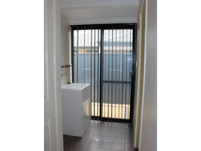 18 Gingerale Circle, Byford WA 6122