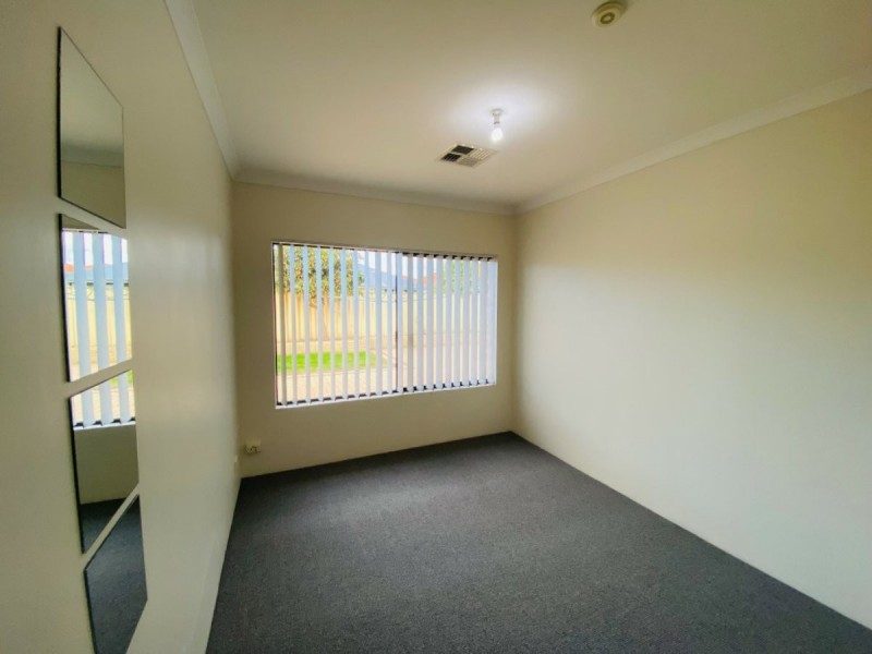 22 Caroline Crescent, Bertram WA 6167