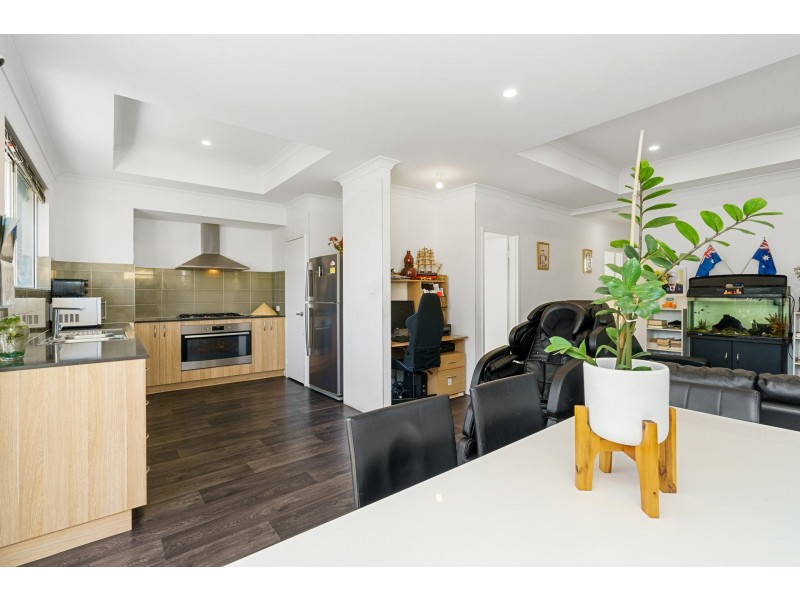 7 Biche Lane, Success WA 6164