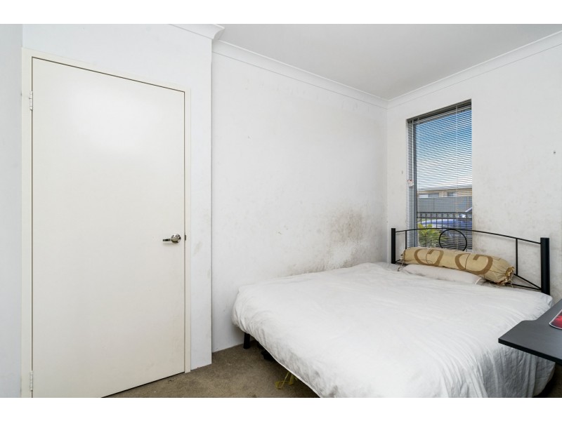 7 Biche Lane, Success WA 6164