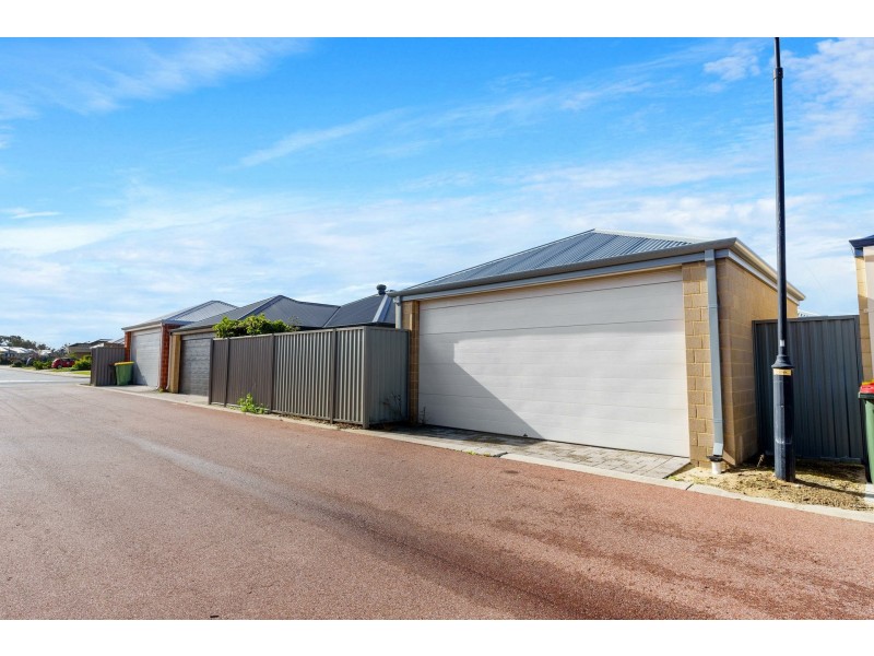 7 Biche Lane, Success WA 6164