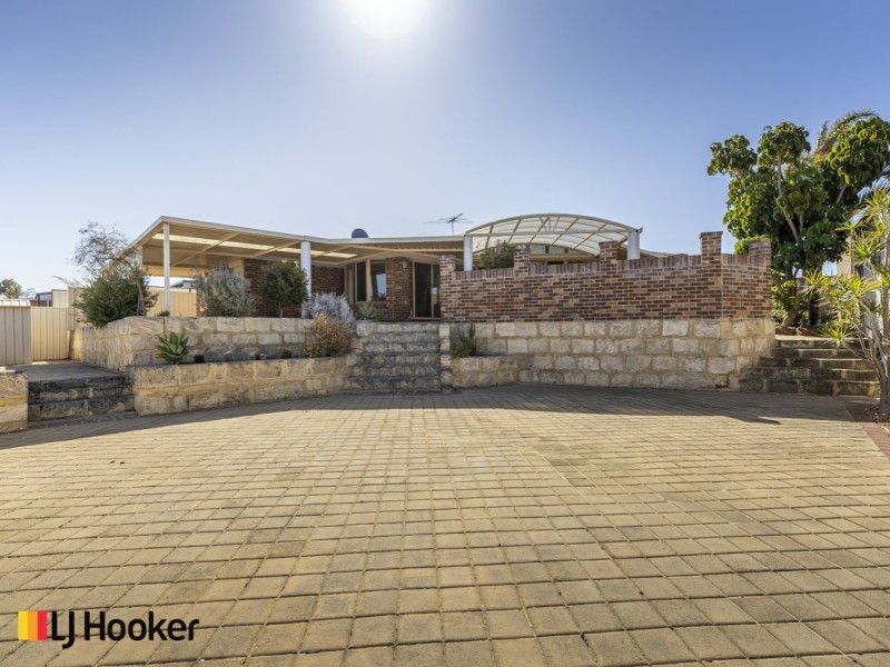 32 Motril Avenue, Coogee WA 6166