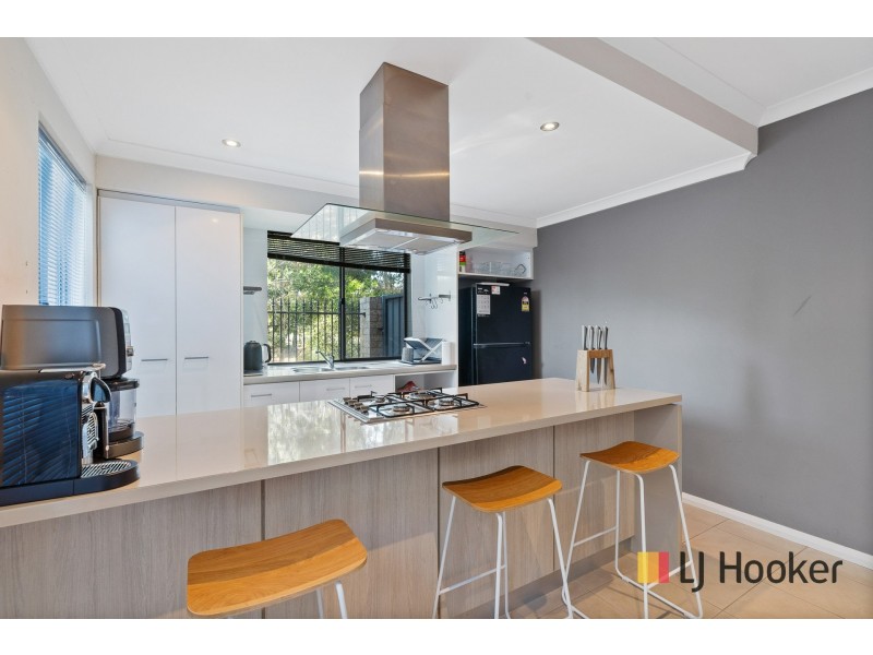 Unit 4/15 Suttor Drive, Success WA 6164