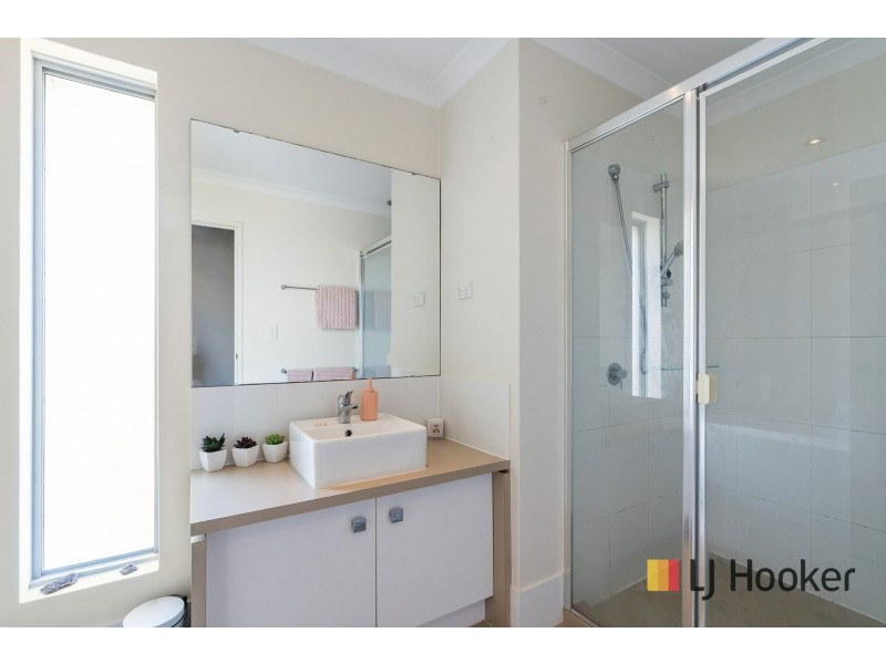 Unit 4/15 Suttor Drive, Success WA 6164