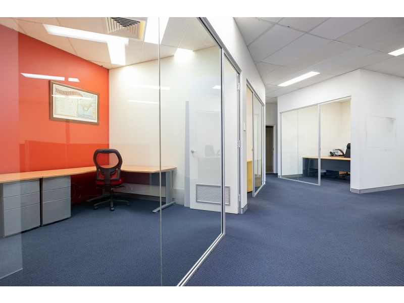 Shop 8/113 Collins Road, Willetton WA 6155