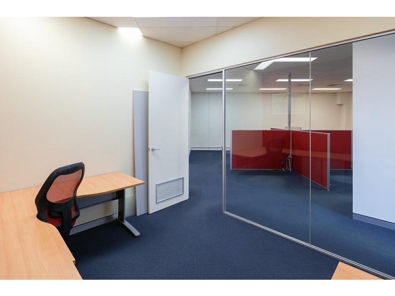 Shop 8/113 Collins Road, Willetton WA 6155