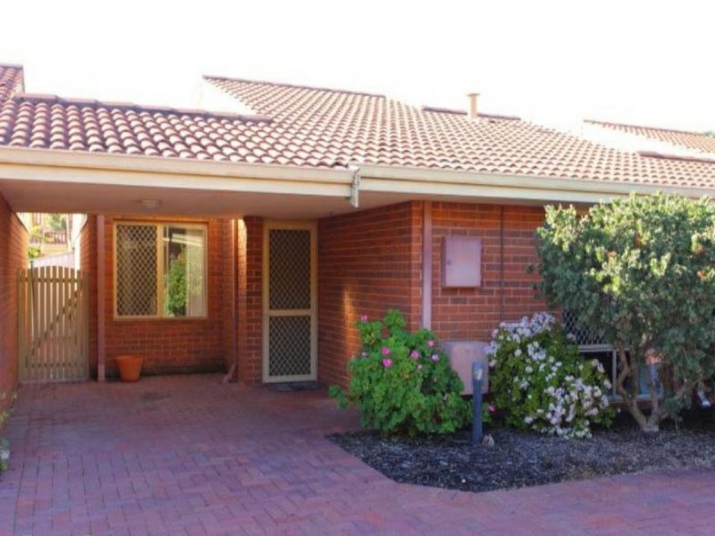 3/5 Dewey Street, Shelley WA 6148