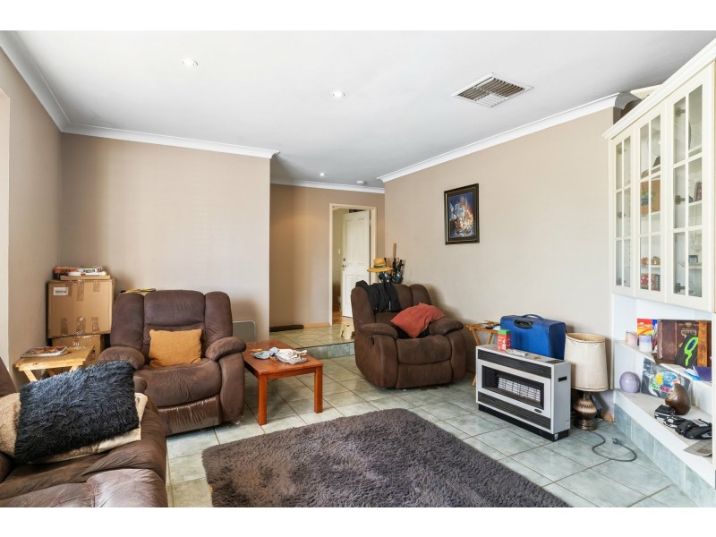 54 Elderberry Drive, South Lake WA 6164