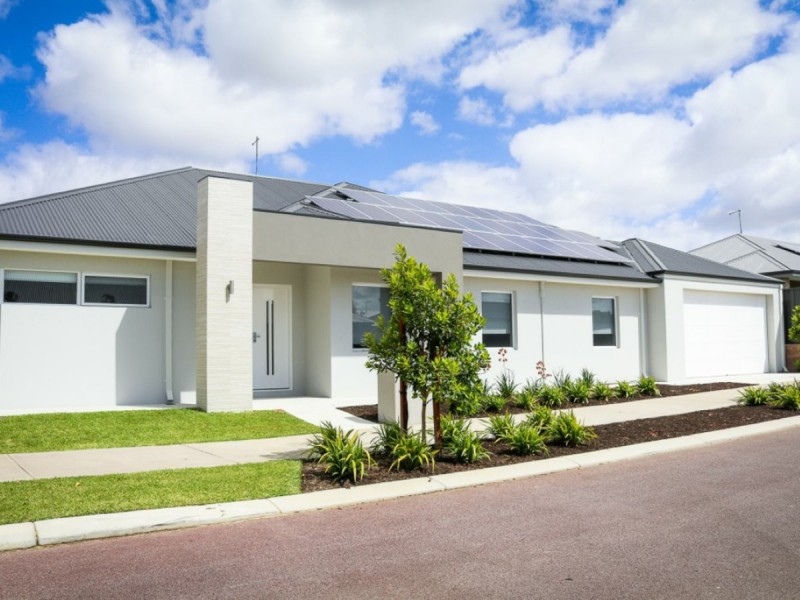 22 Serpentine Drive, South Guildford WA 6055