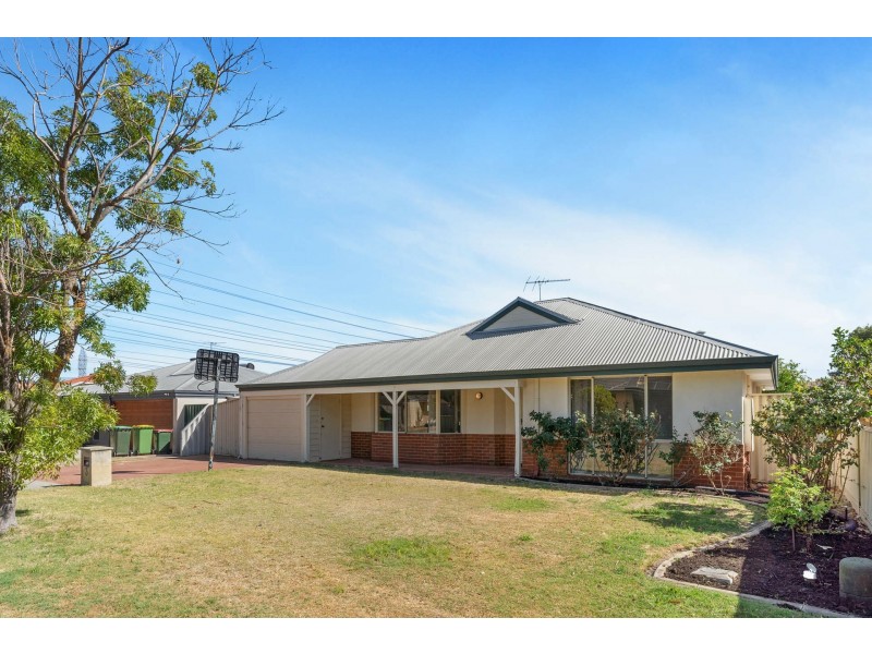 3 Ashwood Place, South Lake WA 6164