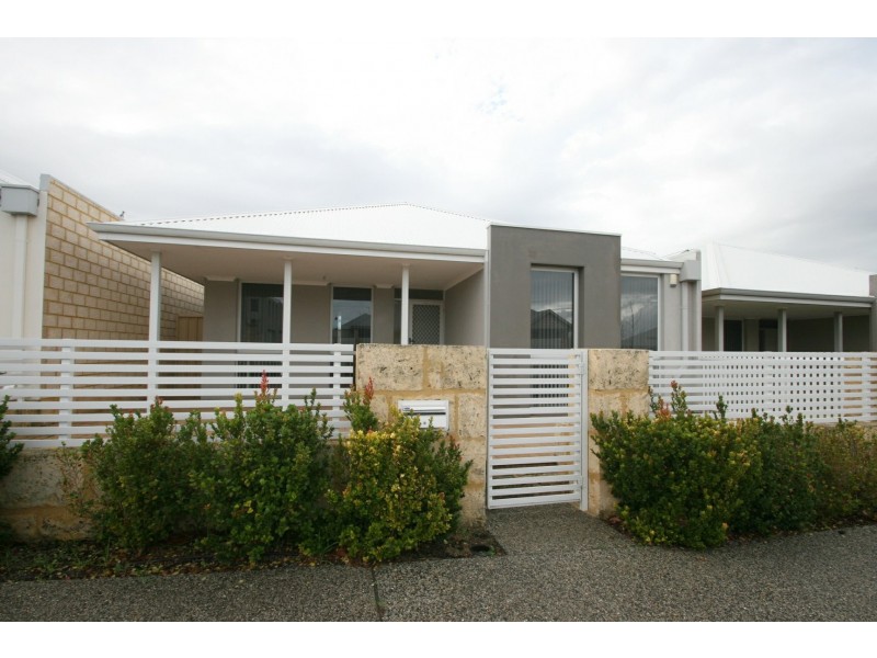 45 Lyon Road, Atwell WA 6164