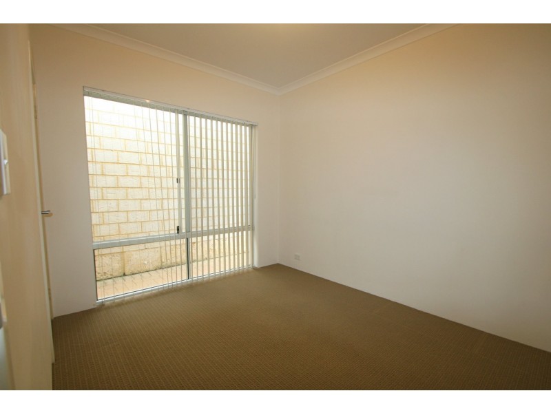 45 Lyon Road, Atwell WA 6164