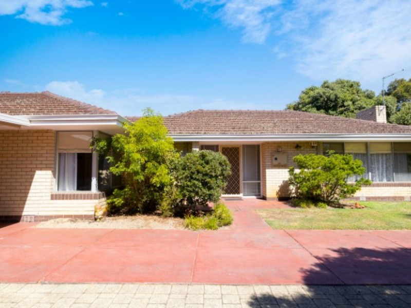 29 Roebuck Drive, Salter Point WA 6152