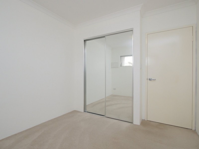 8/31 Leonard Street, Victoria Park WA 6100