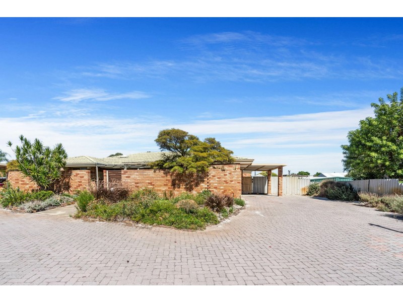 1/7 Caird Place, Parkwood WA 6147