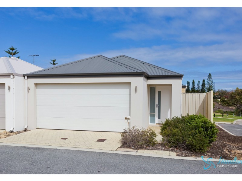 1/6 Chipping Crescent, Butler WA 6036