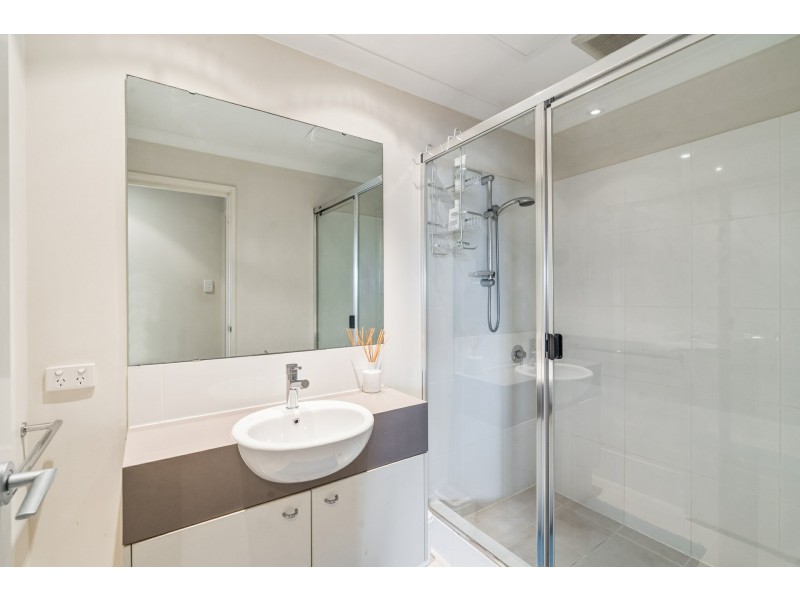 19/2 Stockton Bend, Cockburn Central WA 6164