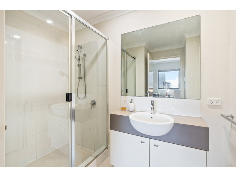 19/2 Stockton Bend, Cockburn Central WA 6164