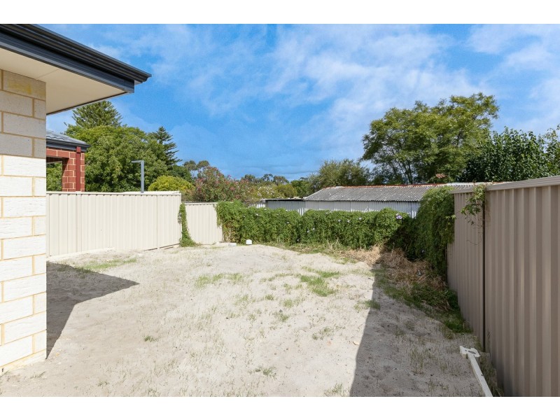 5a Bungaree Road, Wilson WA 6107