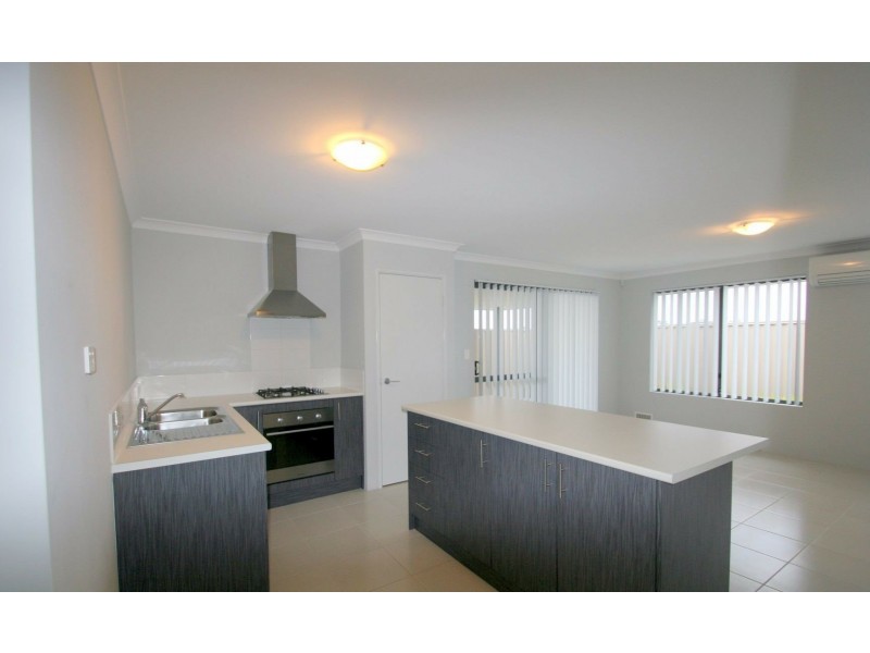 27A McLaren Ave, Beeliar WA 6164
