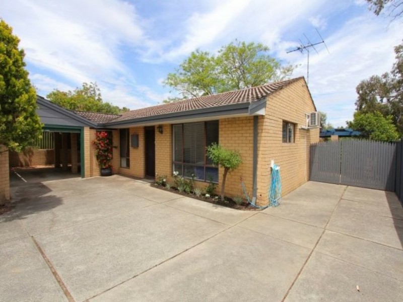 57a Bessell avenue, Como WA 6152