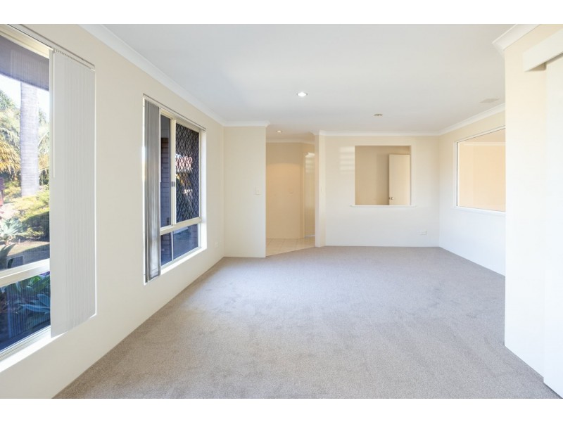 9 Fremont Place, Leeming WA 6149