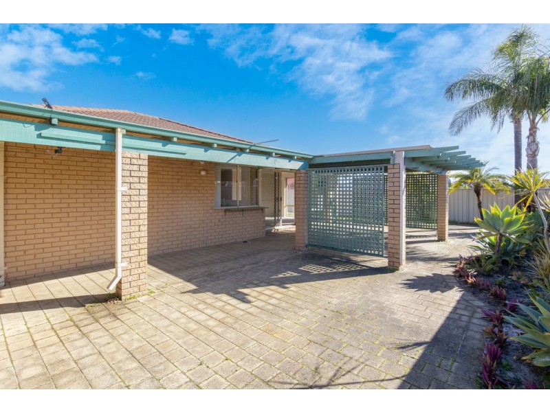 9 Fremont Place, Leeming WA 6149