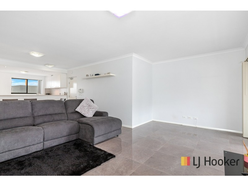 Apartment 43/2 Stockton Bend, Cockburn Central WA 6164